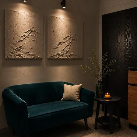 Insen Manufaktura Sauna I Masaze Superior * Łódź